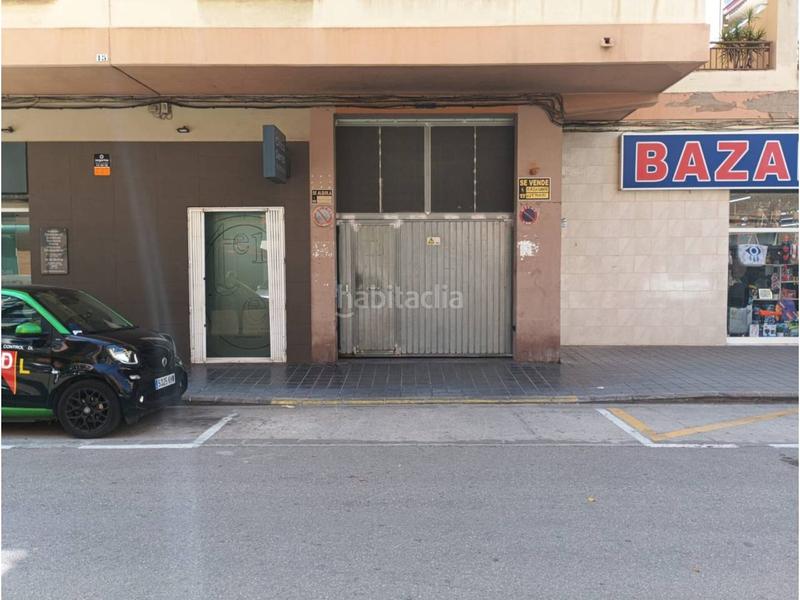 Foto 0910d9da-7341-449f-8e07-59b84598880e. Aparcament cotxe a La Llum Valencia