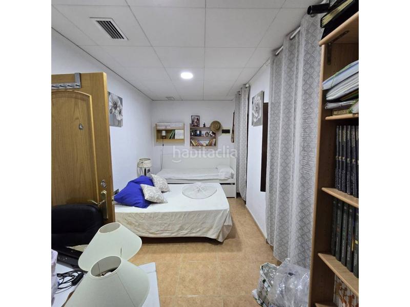 Foto a0410f39-f595-48fd-a54a-1364696e4f76. Casa amb calefacció a La Torre Valencia