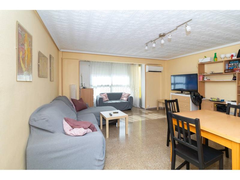 Foto 83a44053-70b8-49c8-b169-33bfb410ef1f. Appartamento in Camí Fondo Valencia