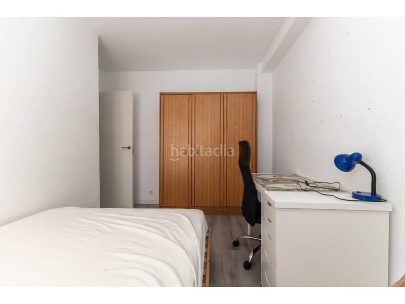 Foto f26c9496-52da-4f7d-aa0e-74005f52bd19. Piso venta de piso en valència capital en Beteró Valencia