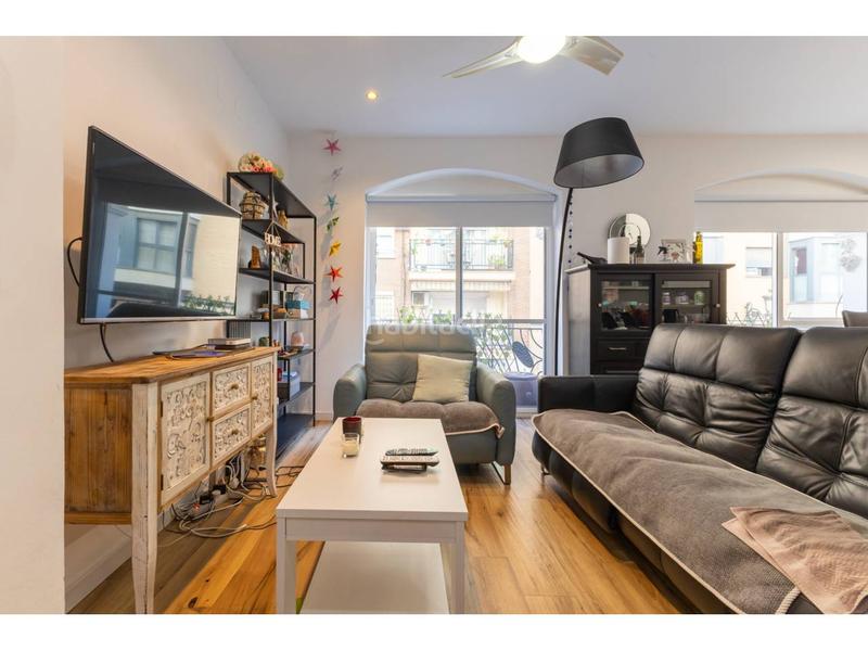 Foto 91448f90-0537-41d7-9bd5-ed5aaf532f0e. Piso venta de piso en valència capital en Russafa Valencia