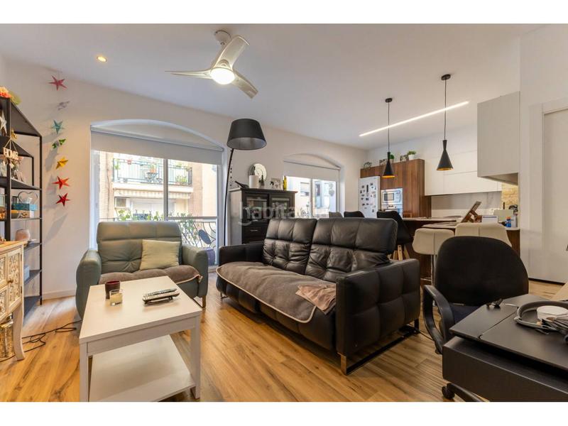 Foto e09b830f-c68c-4c39-adfe-c44d0b9aaebc. Piso venta de piso en valència capital en Russafa Valencia