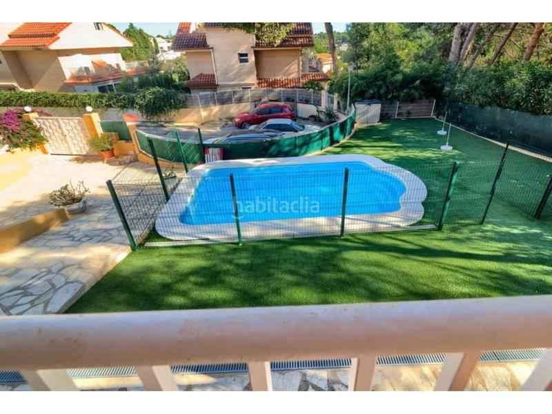 Foto 30fd3c66-e3b0-47ae-86ee-9f6f3db27059. Chalet with parking pool in El Bosque Chiva