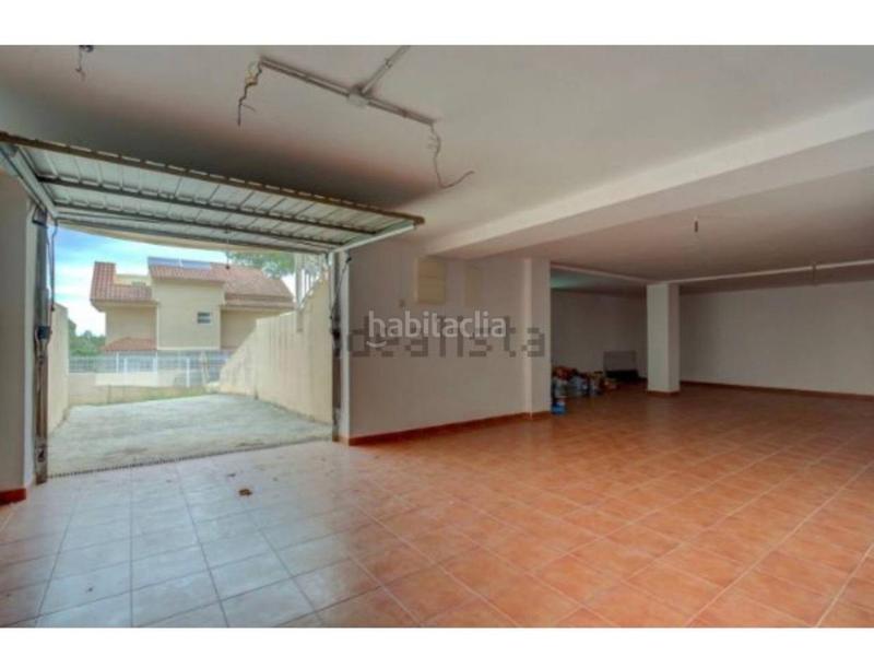 Foto 7ebe94cf-8551-4080-b8b3-75a5ccf45c61. Chalet with parking pool in El Bosque Chiva