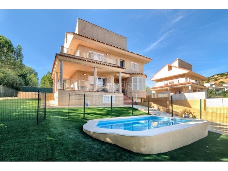Foto 807678a9-3ab4-43dc-bb81-286d0c3574b6. Chalet with parking pool in El Bosque Chiva