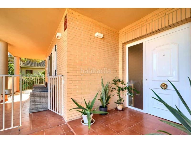 Foto a7553d05-a913-4f35-b247-097e9a9269fb. Chalet with parking pool in El Bosque Chiva