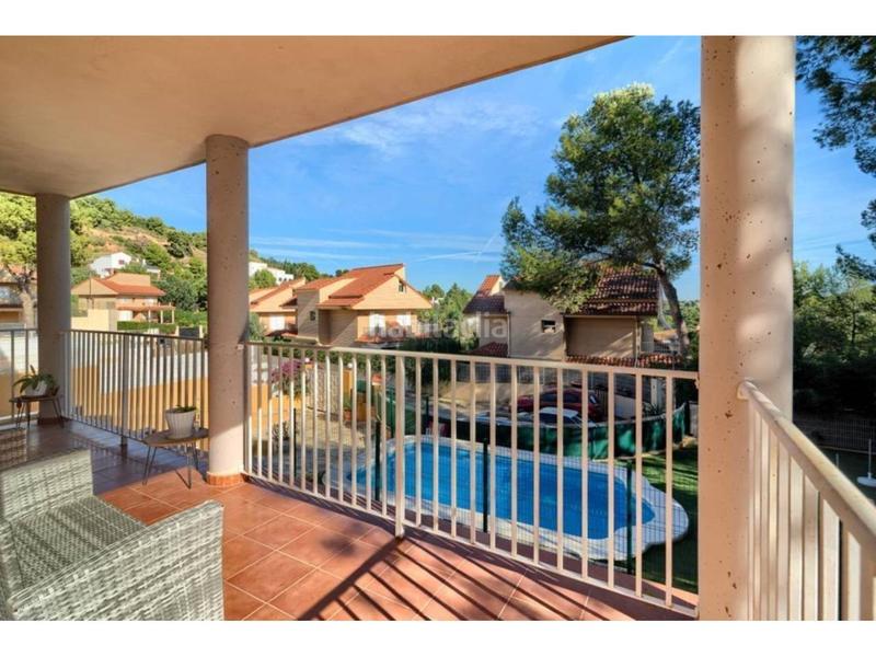 Foto ac412172-58bd-4e09-a2a0-a05e63171a9d. Chalet with parking pool in El Bosque Chiva