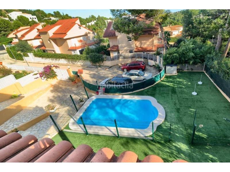 Foto e6729602-e6d0-403a-abc4-336539aadaba. Chalet with parking pool in El Bosque Chiva