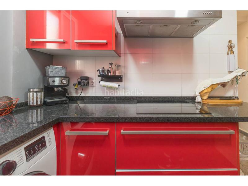 Foto 113985e3-255d-4dcf-bae8-3db8ed1ff111. Pis a Avenida de la Paz Xirivella