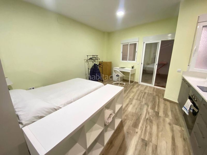 Foto 42d988f6-fd9b-444e-8a73-c0ce72304f58. Local comercial a Russafa Valencia