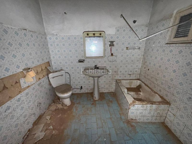 Foto 3f35ec91-70f3-4edd-a7ab-f06c30c17ab0. Casa adossada a Aldaia