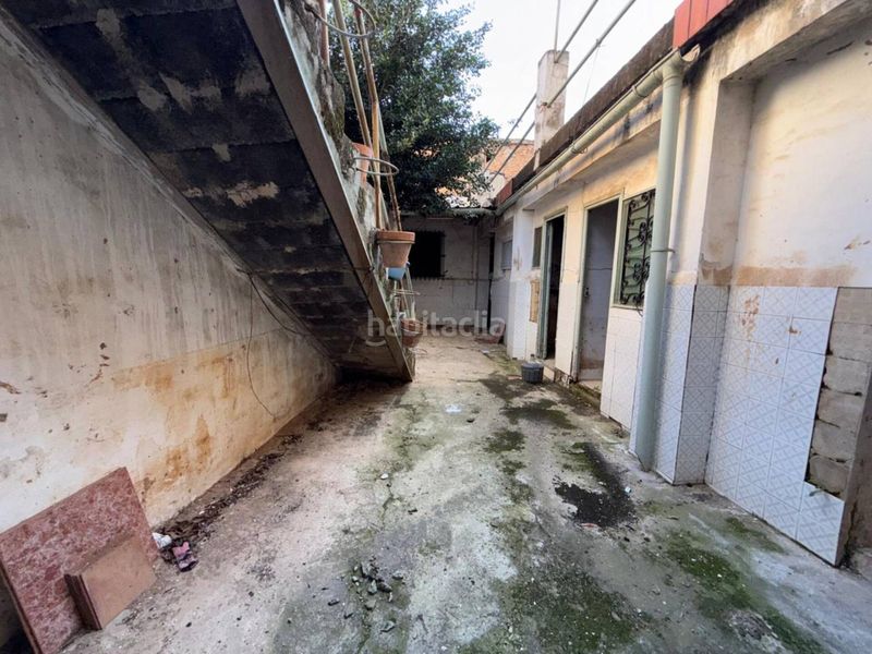 Foto 58e970c1-e928-47a6-a52a-c862cae3c2d1. Casa adossada a Aldaia