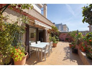 Attico  Calle esteban ballester. Ático exclusivo con gran terraza en beteró valencia