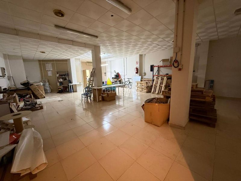 Foto 961550e9-f276-4f42-b394-b3947c0b8ccc. Local comercial a Aldaia