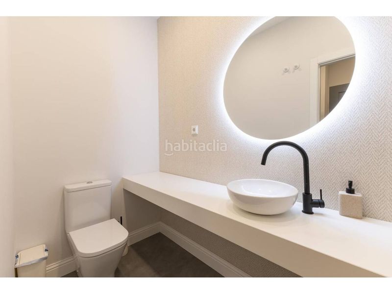 Foto 399bd64a-e0e1-4e86-9c96-27a78b4f2c95. Local comercial a Alaquàs