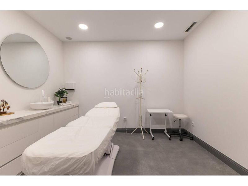 Foto 5a8a9b33-ca2c-4fde-b9a9-dc32ea42ed6b. Local comercial a Alaquàs