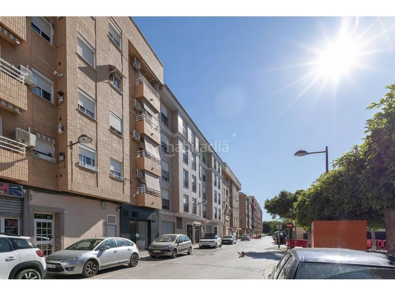 Foto bfb4dd4e-2f84-432d-b9c1-64330ee26d6f. Local comercial a Alaquàs