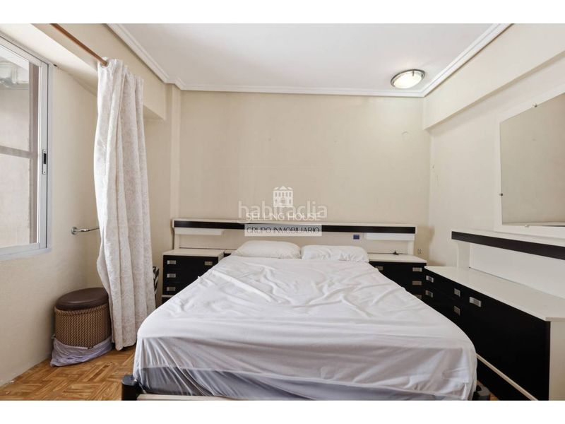 Foto 3ced241e-56d5-4b72-85b2-517ab2fded28. Pis a Mont Olivet Valencia
