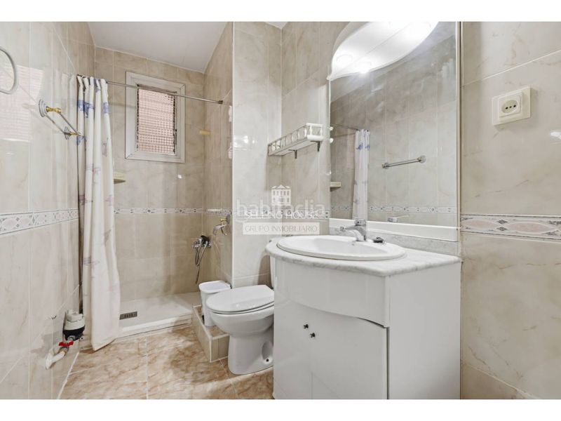 Foto b84a0609-223a-4315-b5c0-90bd787e4989. Pis a Mont Olivet Valencia