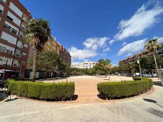 Pis  Calle música. Piso en venta en alaquas