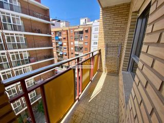 Etagenwohnung  Calle poeta artola. Piso en venta en la bega baixa