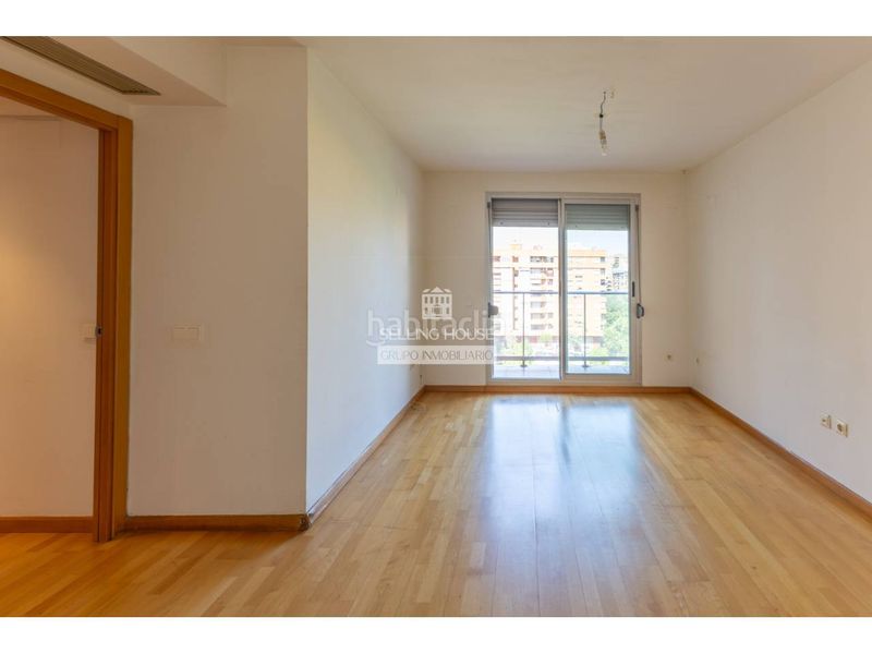 Foto ac0b91ed-cf4d-474d-955a-e7ea33a150ef. Pis amb calefacció a La Llum Valencia