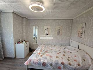 Etagenwohnung in Avenida de la Paz. Piso en venta en xirivella como vivienda o inversión