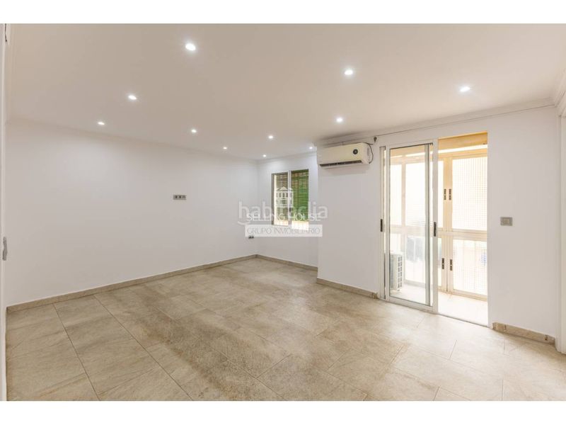 Piso exterior con doble orientación en 133.000 en Valencia