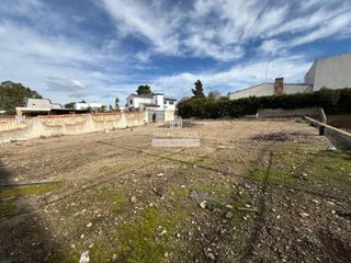 Maison à Entrepinos. Terreno en venta en entrepins, leliana