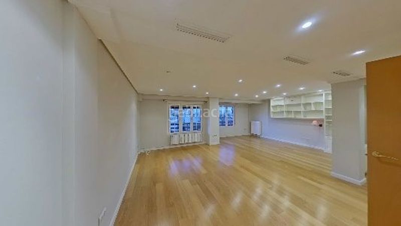 Foto 0455fd95-5154-462a-aa85-bc997177d328. Rent flat in Universidad San Francisco Zaragoza