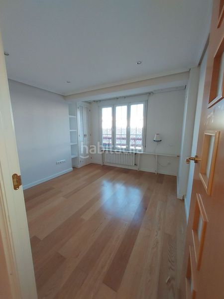 Foto a93cf8e5-8424-4a95-8e23-fe6766497141. Rent flat in Universidad San Francisco Zaragoza