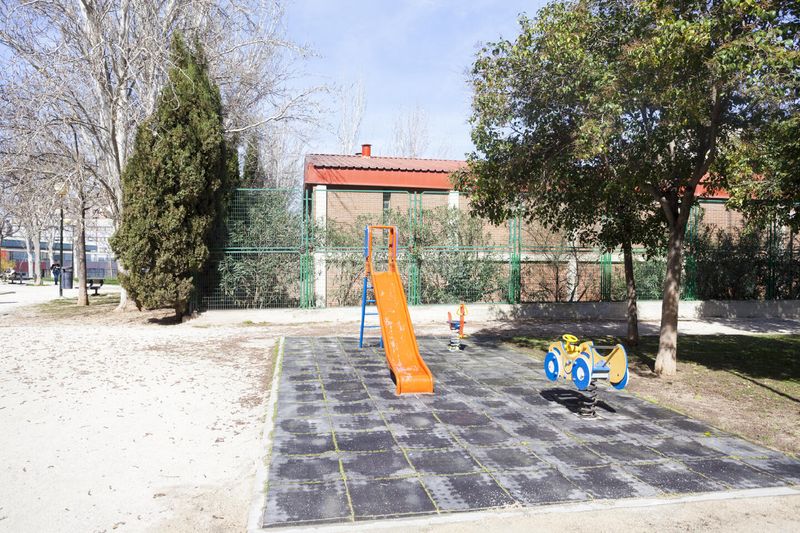 Foto 87ee79e6-f829-4356-853d-92147dbfdf02. Pis a La Granja Zaragoza
