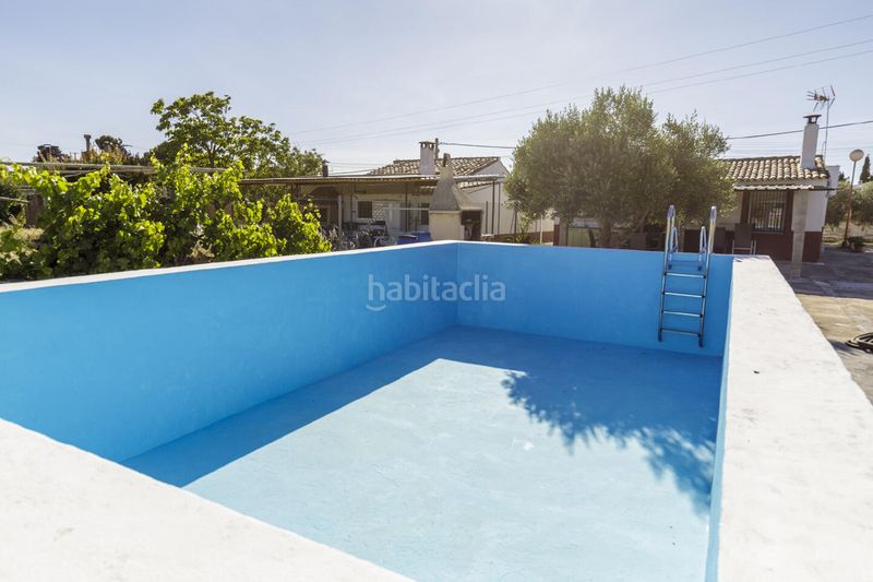 Foto a42c68f0-5f28-47c1-b72d-3fbbef9e0567. Casa a Garrapinillos Zaragoza