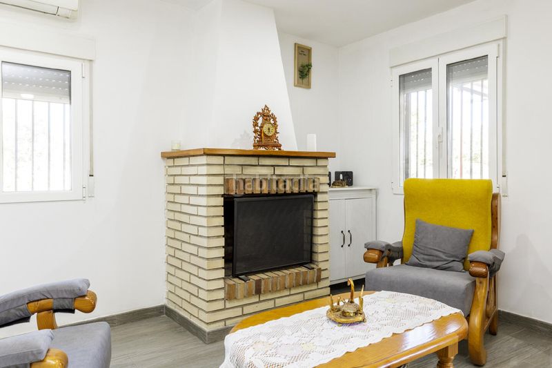 Foto ca1f3fb5-6d85-4da9-a69b-2bc39d889c69. Casa a Garrapinillos Zaragoza