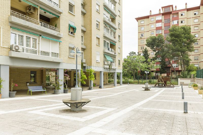 Foto 39a8d956-8365-460a-b8c8-6dc982bf3c4a. Piso en Romareda Zaragoza