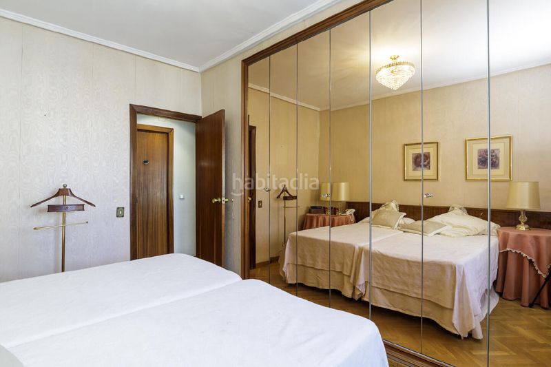 Foto c15b5150-4c4f-46a9-ab00-5c6f85338822. Piso en Romareda Zaragoza