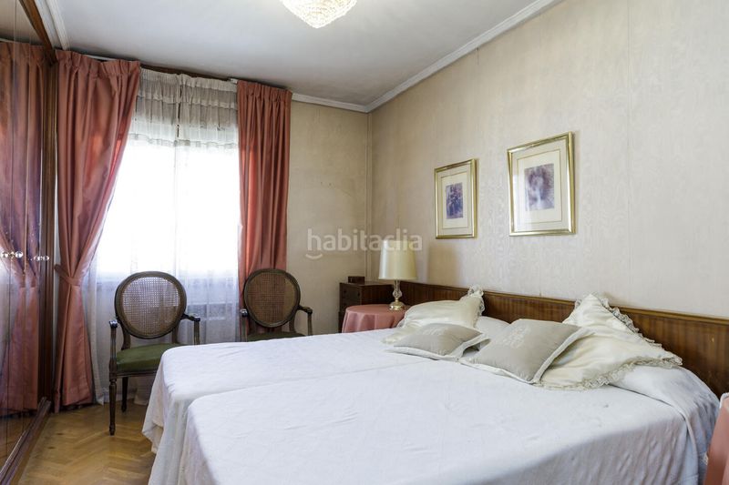 Foto c72bd68c-0d9c-47e6-a65b-d2c995ab4138. Piso en Romareda Zaragoza