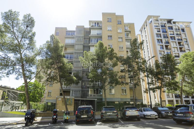 Foto e74c9c7a-1e9b-46fc-a090-2b6126a31a60. Piso en Romareda Zaragoza