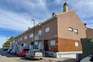Semi detached house  Calle serrano puertolas 19; zaragoza