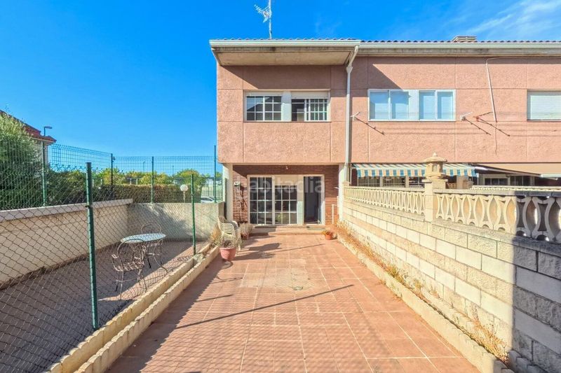 Foto 9dd822ed-992f-4836-b722-356b2108daf3. Casa adossada a Santa Isabel Zaragoza