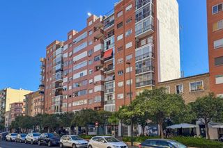 Flat  Paseo calanda 51, zaragoza