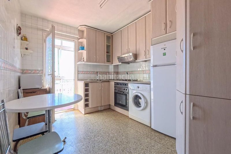 Foto f30bf71c-0640-4fd3-b500-8e341a7a6e4d. Piso en Las Delicias Zaragoza