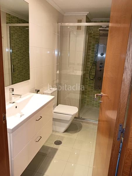 Foto 20f2afac-a16a-41f6-9edd-47355b23aec7. Rent flat in rúa de garcía barbón 106 in Centro - Areal Vigo