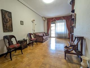 Pis en Estella / Lizarra. Piso en estella con 4 dormitorios