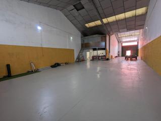 Bâtiment à usage industriel à Estella / Lizarra. Nave en estella