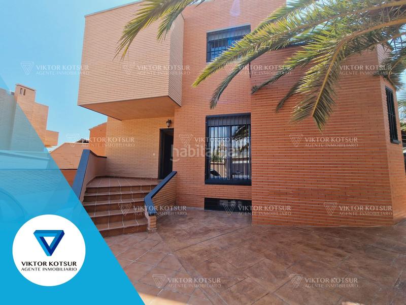 Foto b837161c-be78-4640-bf74-8fdf6453a853. Chalet con parcheggio piscina in Las Salinas Roquetas de Mar