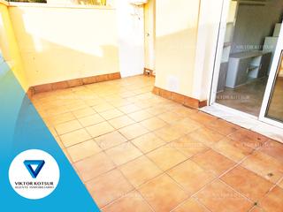 Piso en Aguadulce Norte. Piso bajo con terraza 14m