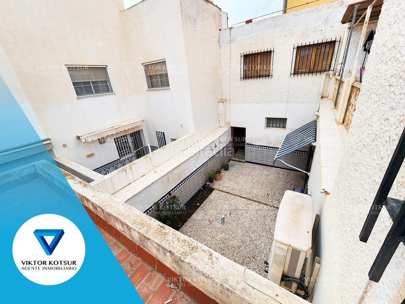 Foto 757b5ca1-d46e-466c-9d56-e6c1955e105e. Casa adosada  como inversión en Aguadulce Sur Roquetas de Mar