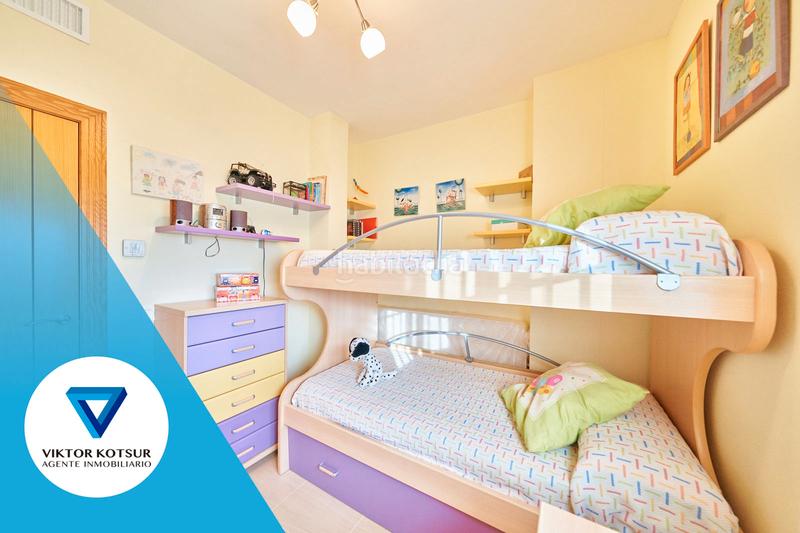 Foto d8a665f2-1bbc-406c-8eef-ff798c0b1387. Ático atico con solárium a 3 minutos de la playa en Roquetas de Mar