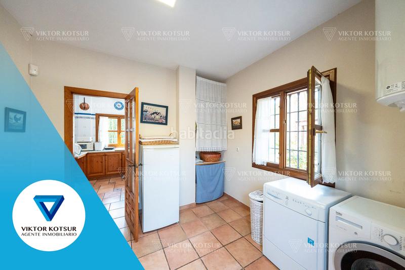 Foto 1587119a-95c0-46e5-8331-07ec2fdf9a3e. Chalet with fireplace parking pool in La Envía Vícar